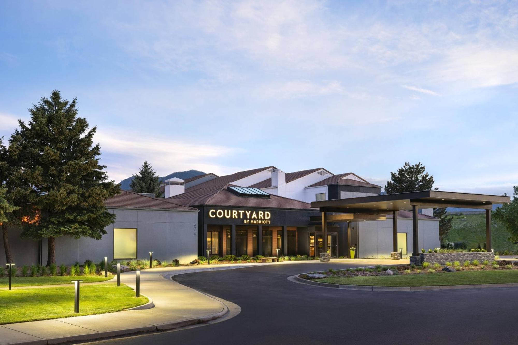 Courtyard By Marriott Boulder Hotel Exterior photo