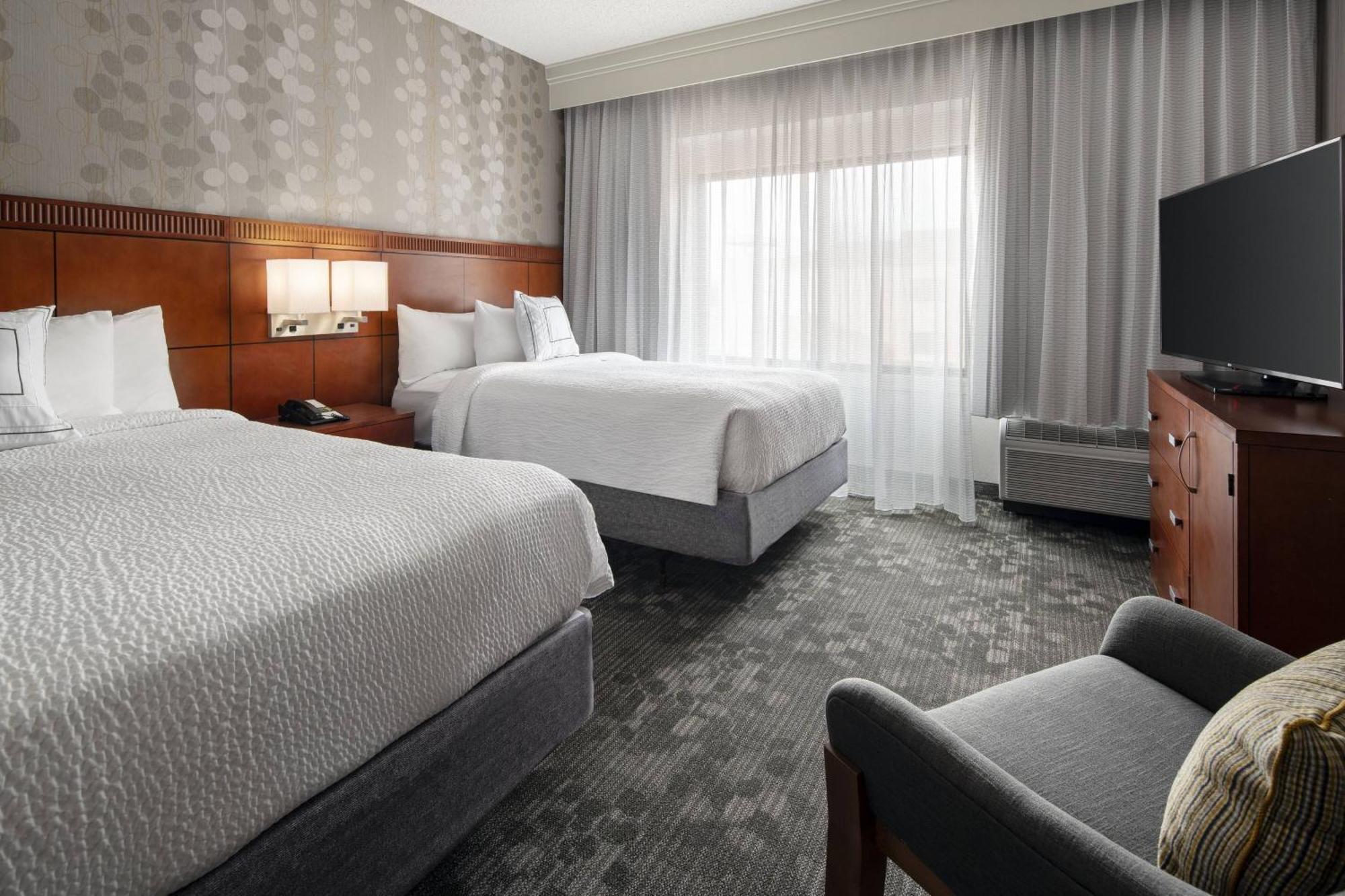 Courtyard By Marriott Boulder Hotel Exterior photo