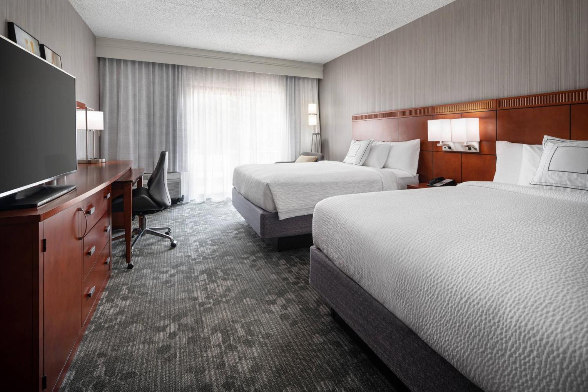 Courtyard By Marriott Boulder Hotel Exterior photo