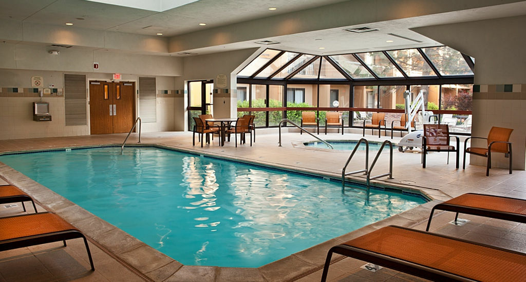 Courtyard By Marriott Boulder Hotel Exterior photo